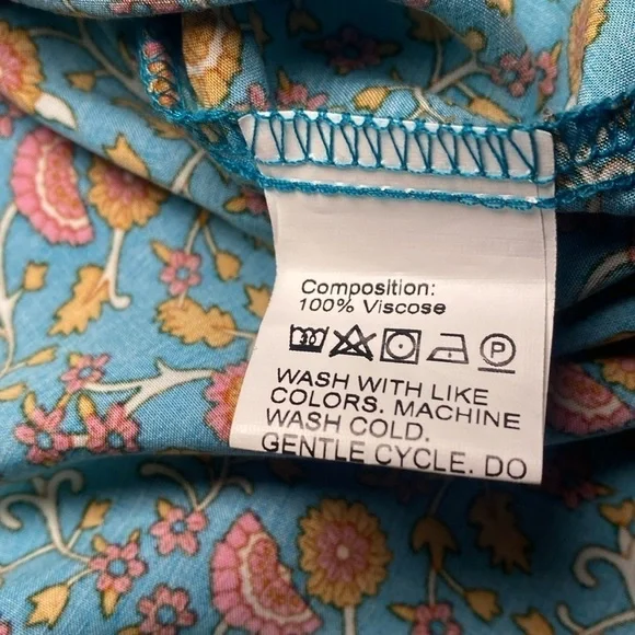 Women's Off The Shoulder Tassel Tie Bohemian Blouse Size Large NWOT - Picture 7 of 11